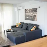 Penthouse With Huge Rooftop & Amazing City View