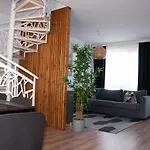 5 Rooms Penthouse No 25 Free Parking