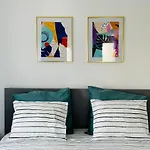 Turqoise Central Apartaments