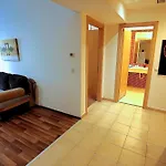 Excellence Suite House