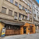 Old Town Studio 23B