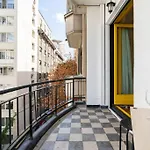 Quiet And Classic Studio With Cismigiu Park View