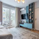 Turqoise 2Bdr Apartment