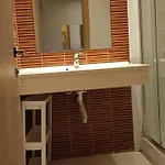 Lc Apartments Vitan R129