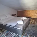 Vila Ris Piata Romana
