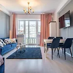 Bright And Cozy Apartment In The Bucharest Center