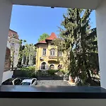 Modern Apartment In Bucharest