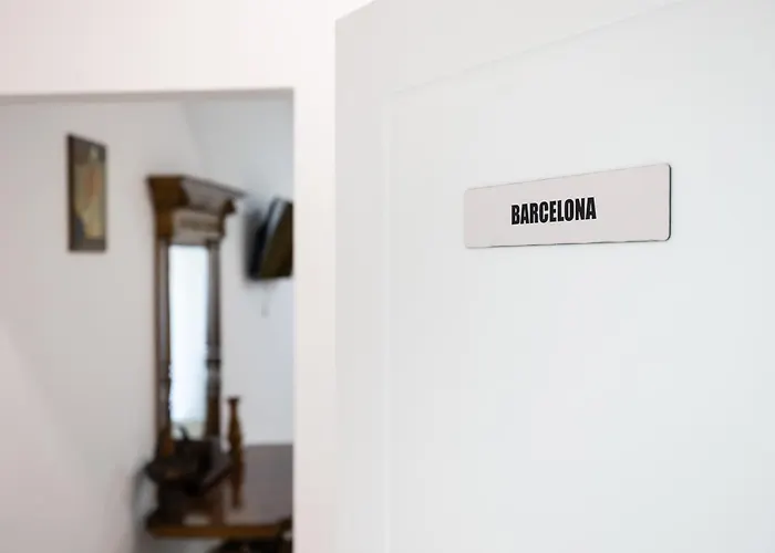 Bucharest Studios Barcelona Room