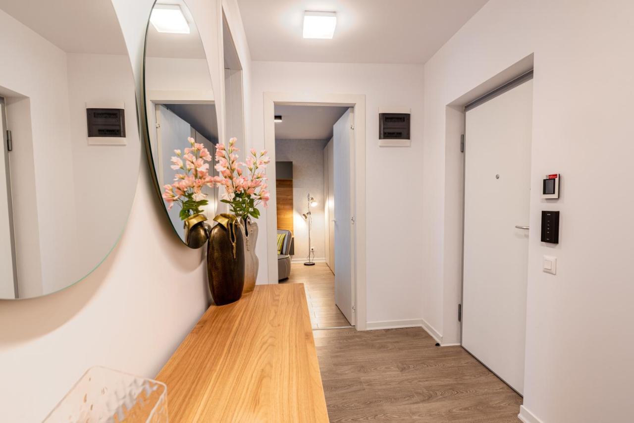 North Twin2 - Aviatiei Apartament