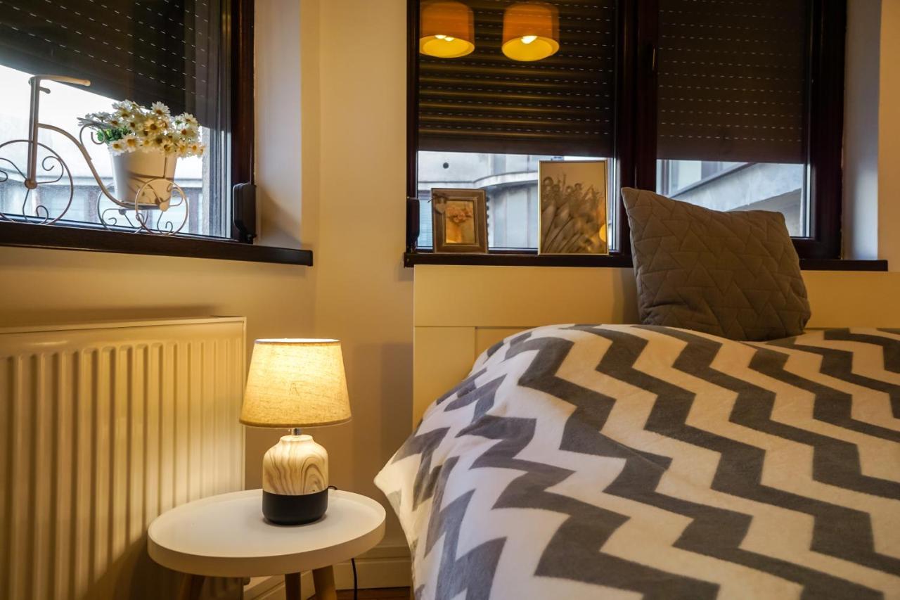 Victoriei Blue Apartment *