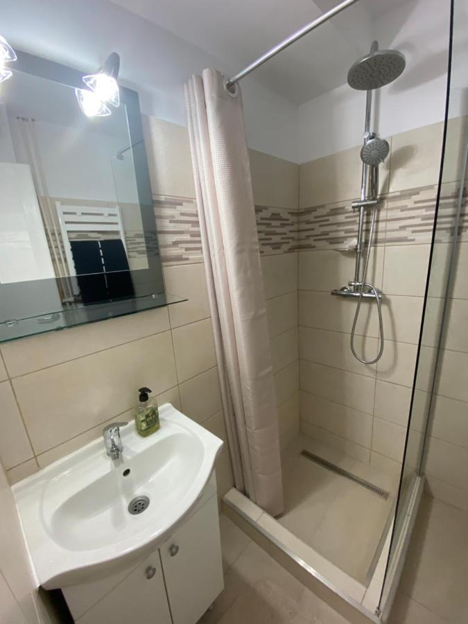 Piata Sudului Host Apartment *
