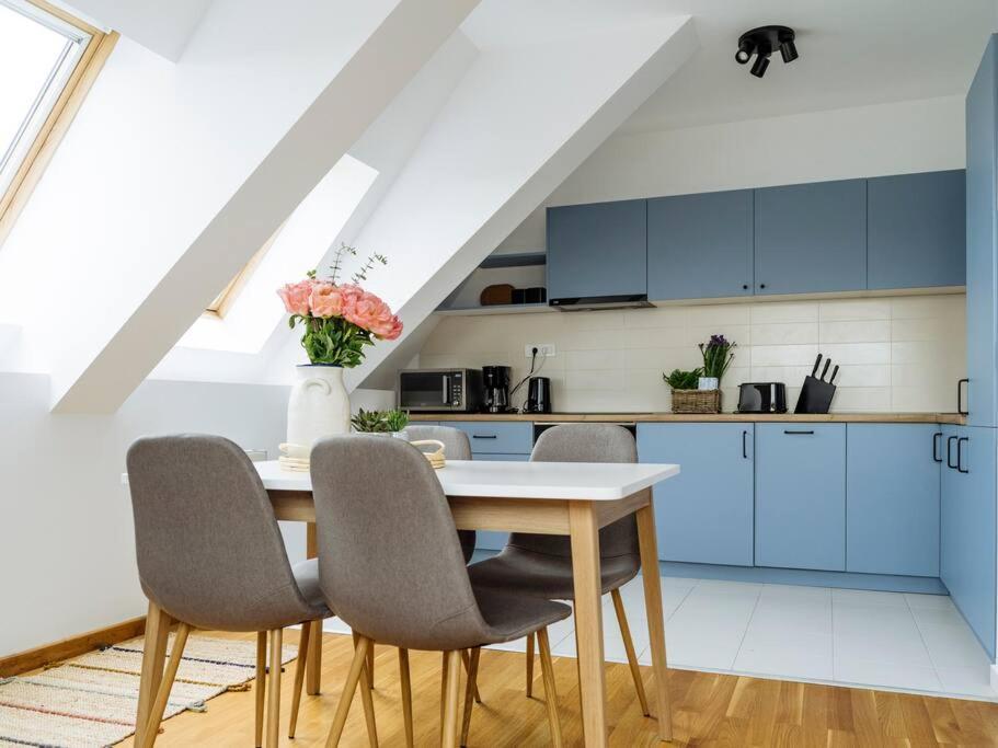 Vivando - Cosy Double Studio B + Parking Apartamento *