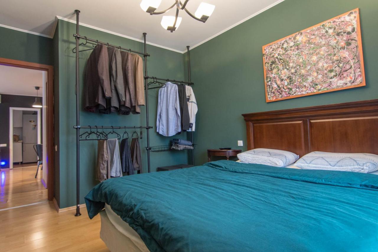 Queen Beds With Underground Parking Apartamento *