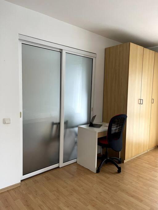 Green North Apt - Close To The Airport And Therme Apartment