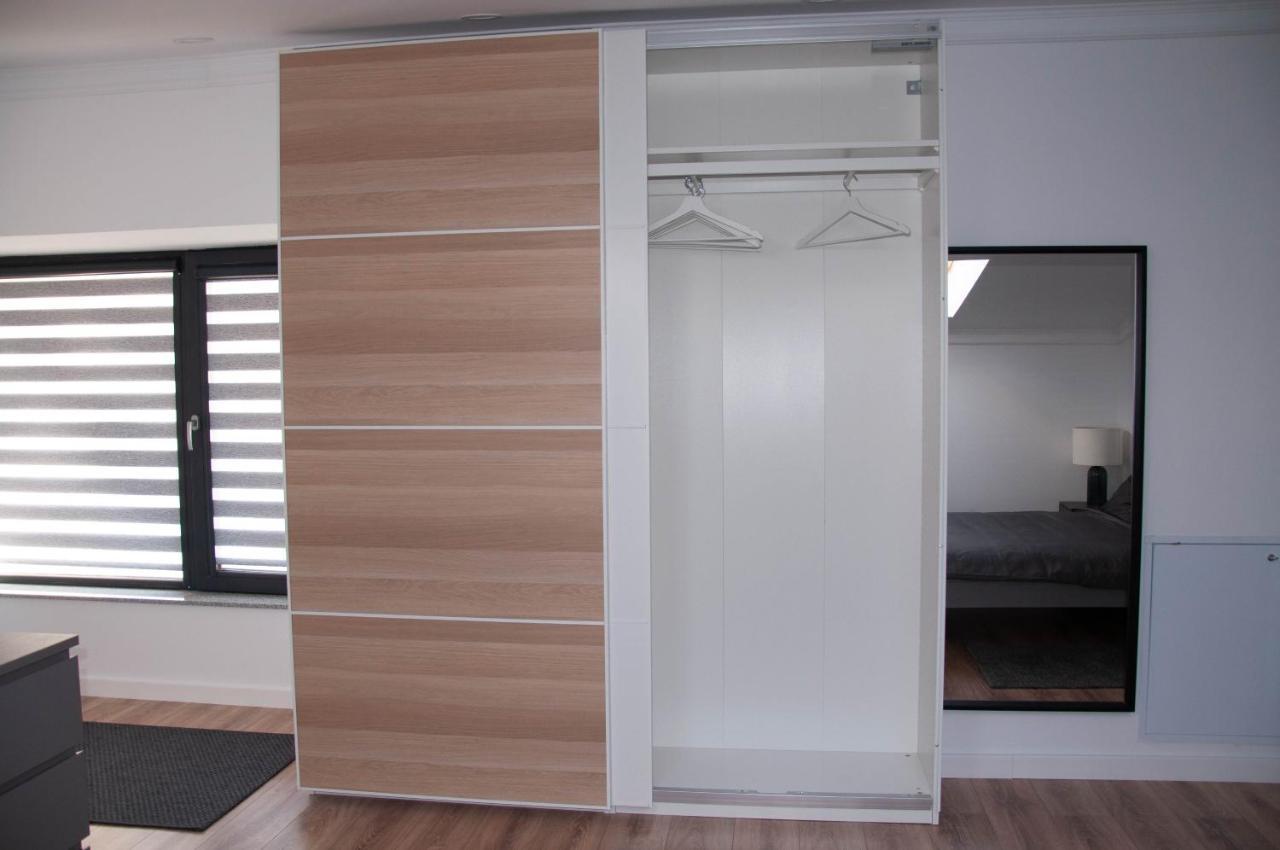 5 Penthouse No 25 Free Parking Apartment *