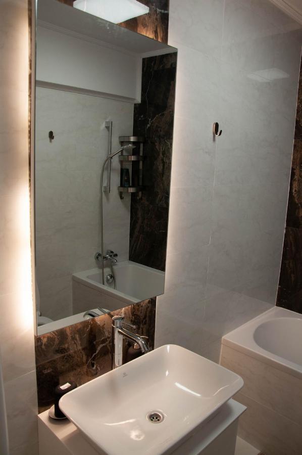 5 Penthouse No 25 Free Parking * Bucharest