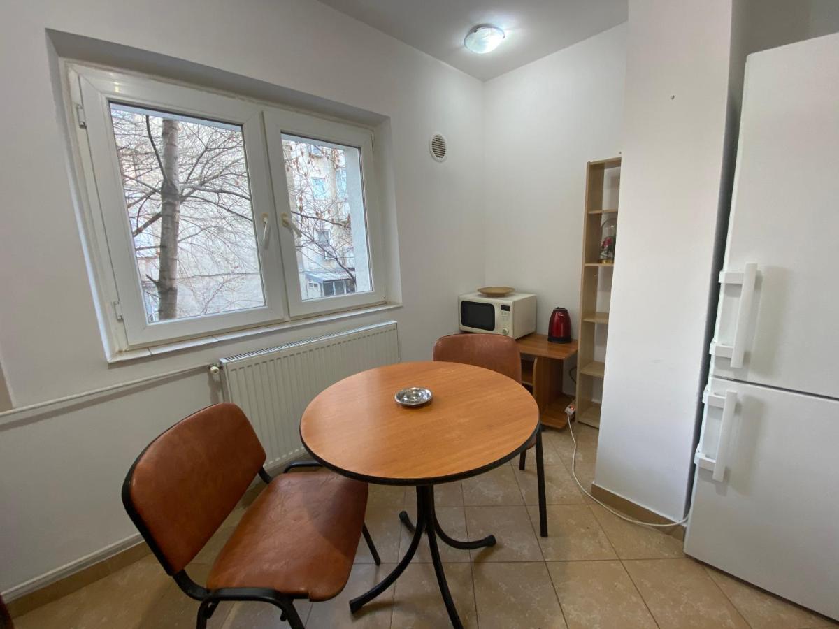 Sleep And Go Mall Vitan Apartament *