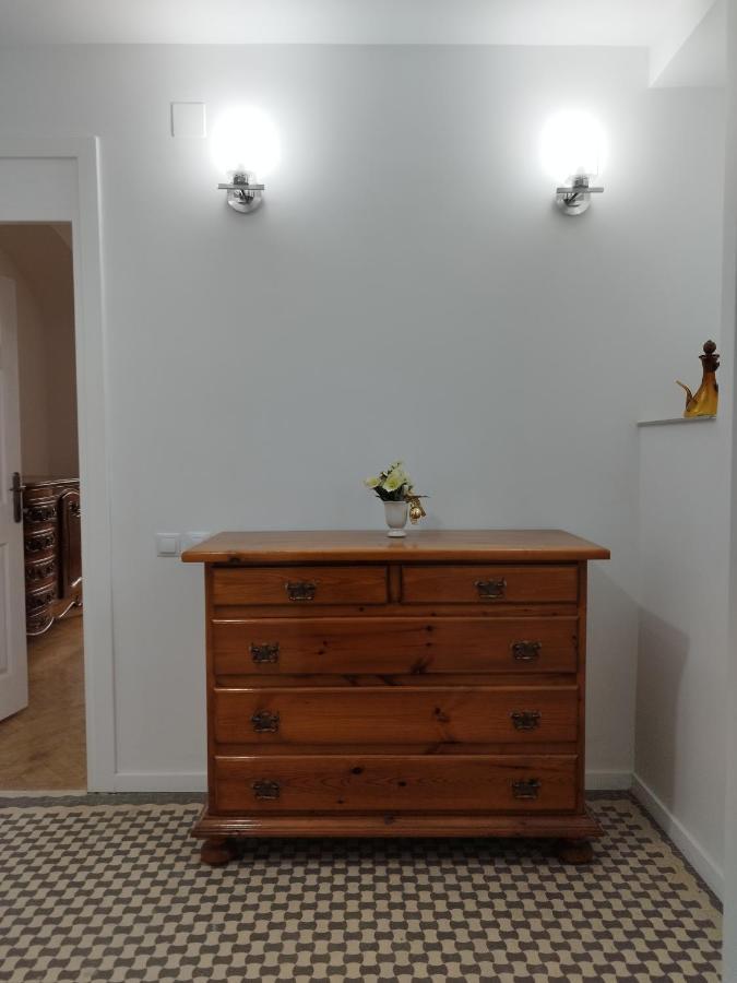 - Heart Of - Sector 1 - New Renovated - Open Space *