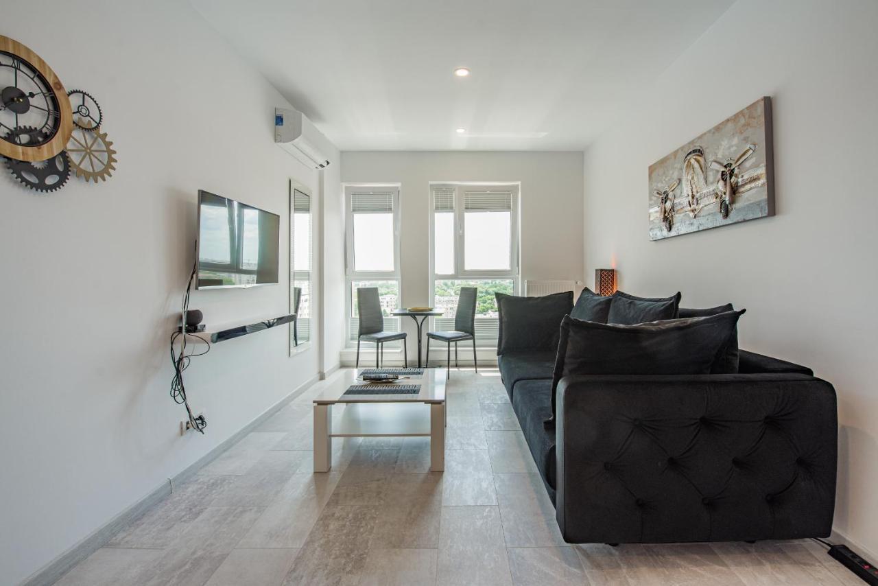 3-room Penthouse Cityview With Terrace W12+w13 Apartment Bucharest