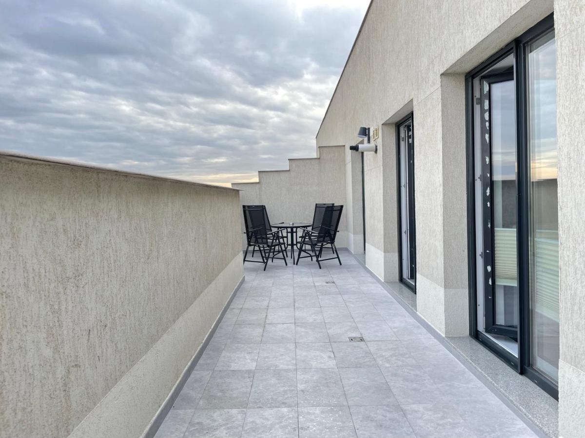 3-room Penthouse Cityview With Terrace W12+w13 * Bucharest
