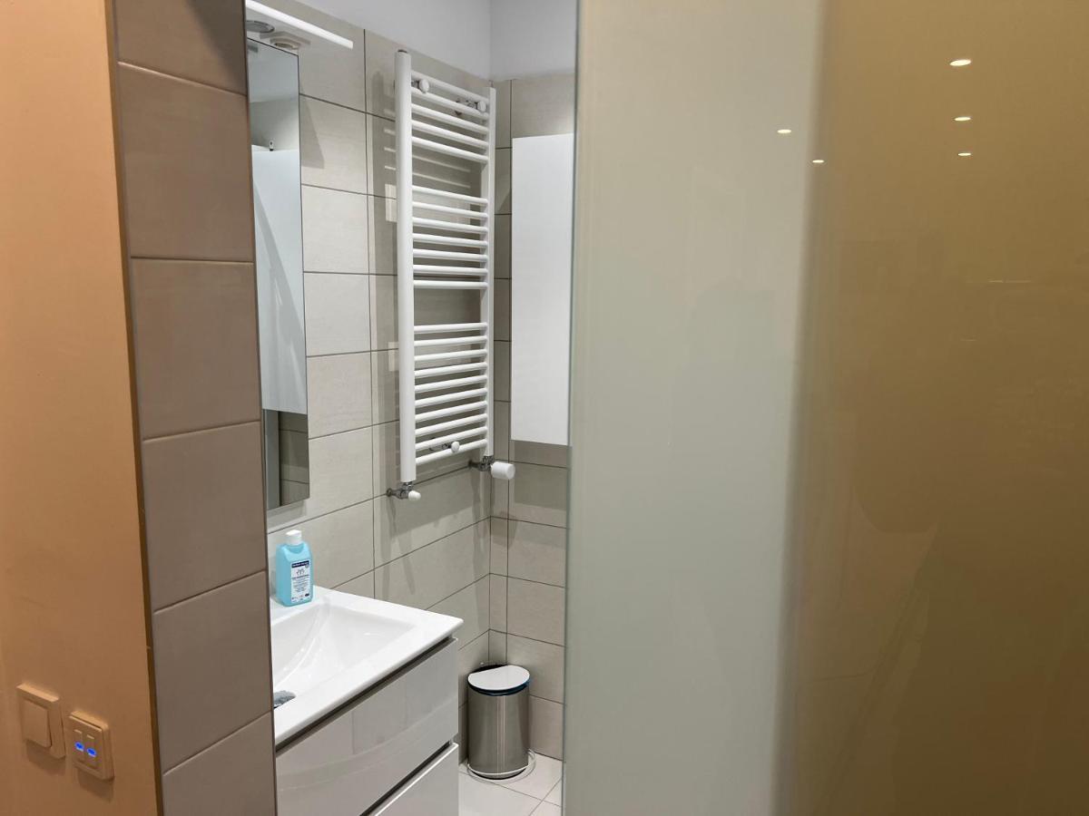 3-room Penthouse Cityview With Terrace W12+w13 * Bucharest