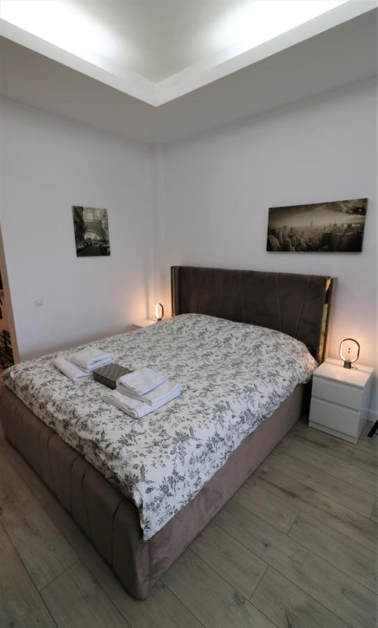 Charming City Center - Free Minibar Bucharest