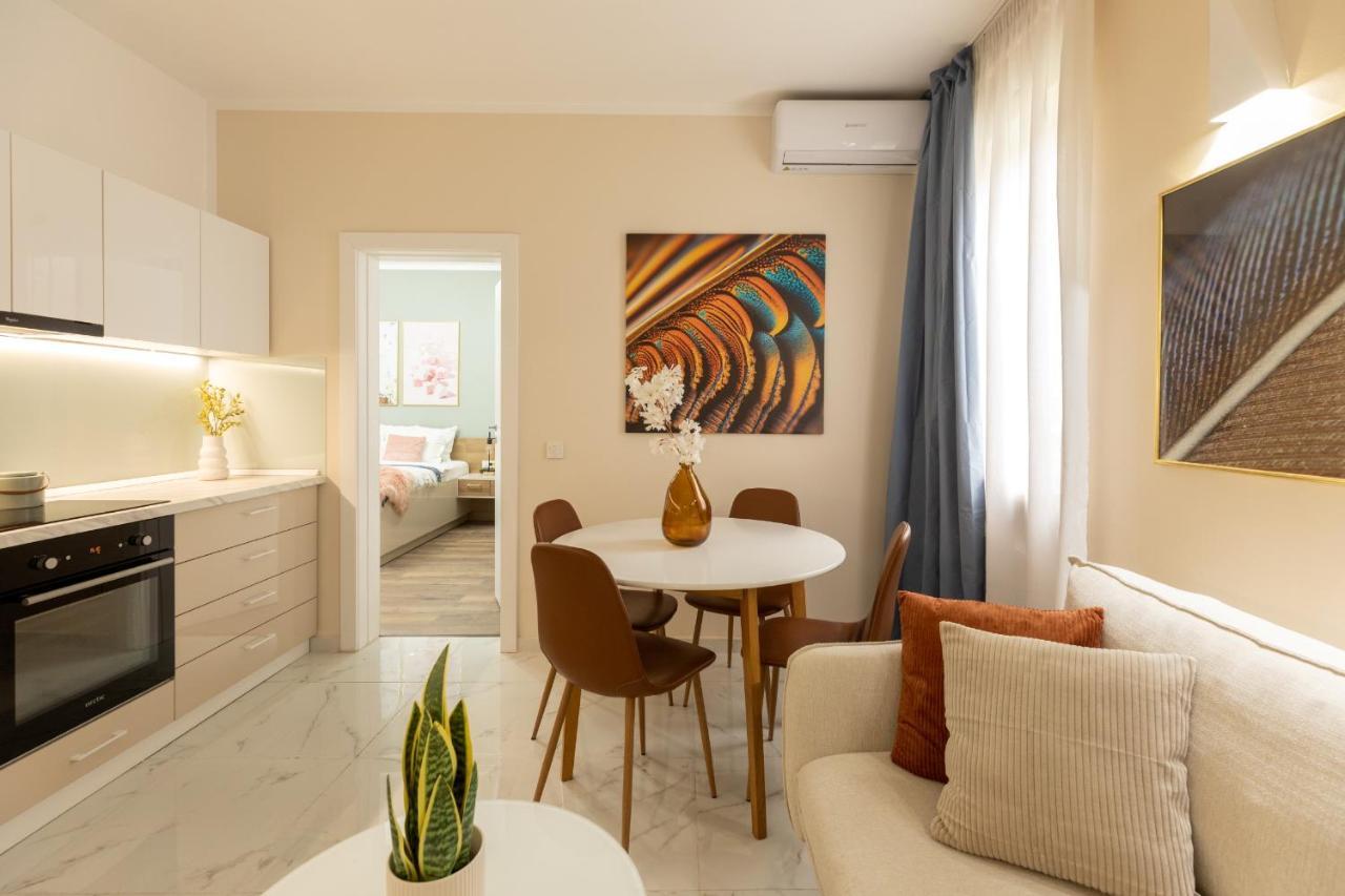 Dream - Prime Location 2br In Bucharest