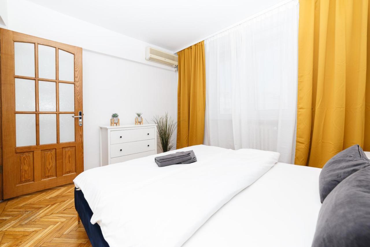 Color Ap Calea Victoriei 12c Apartment Bucharest