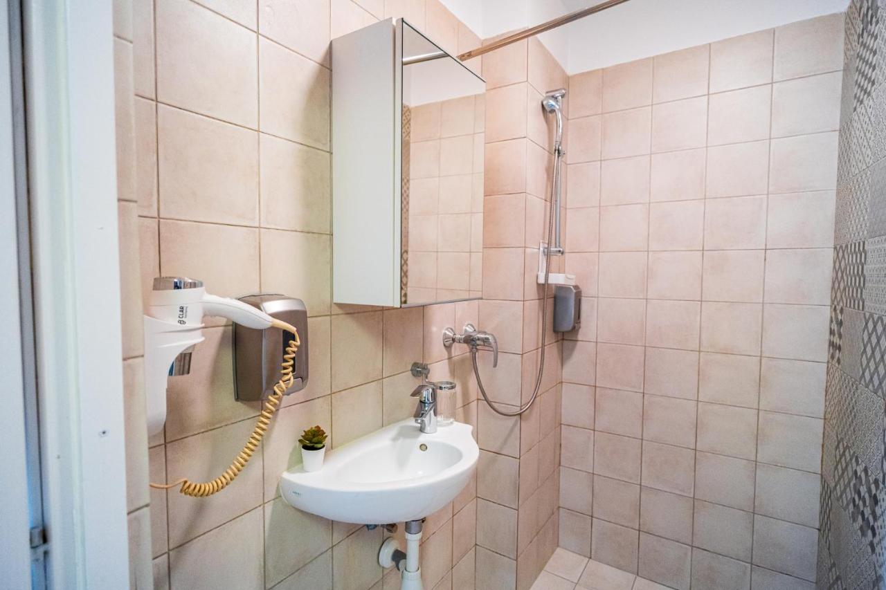 Apartamento Xityscape Serenity Gateway To Bucharest's Heritage *