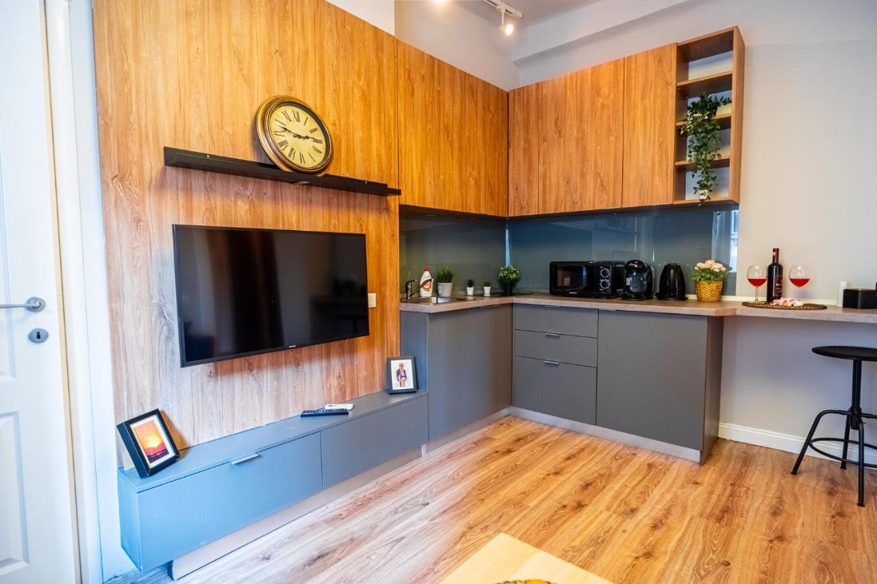 Apartamento Xityscape Serenity Gateway To Bucharest's Heritage *