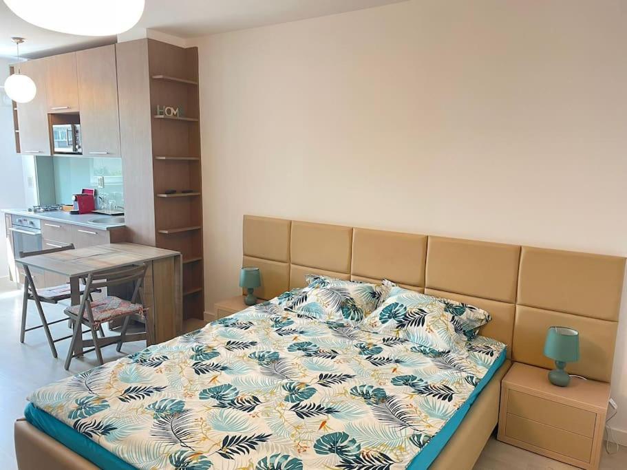 Studio Carol - Rond Baba Novac Bucharest