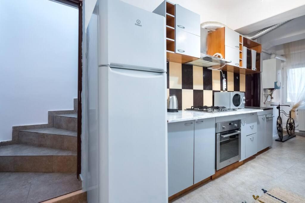 Apartment Velo Studio In City Center Bucharest