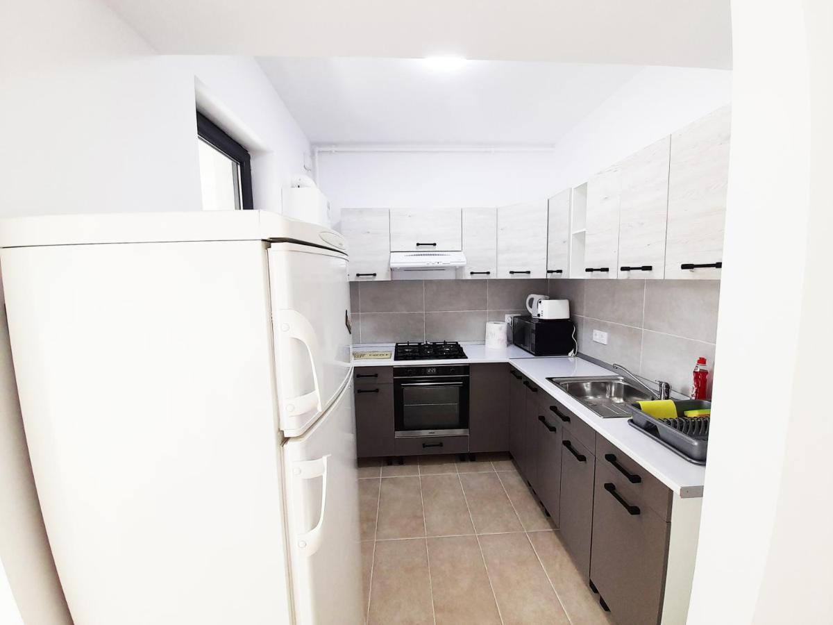 White Flat Bucureşti