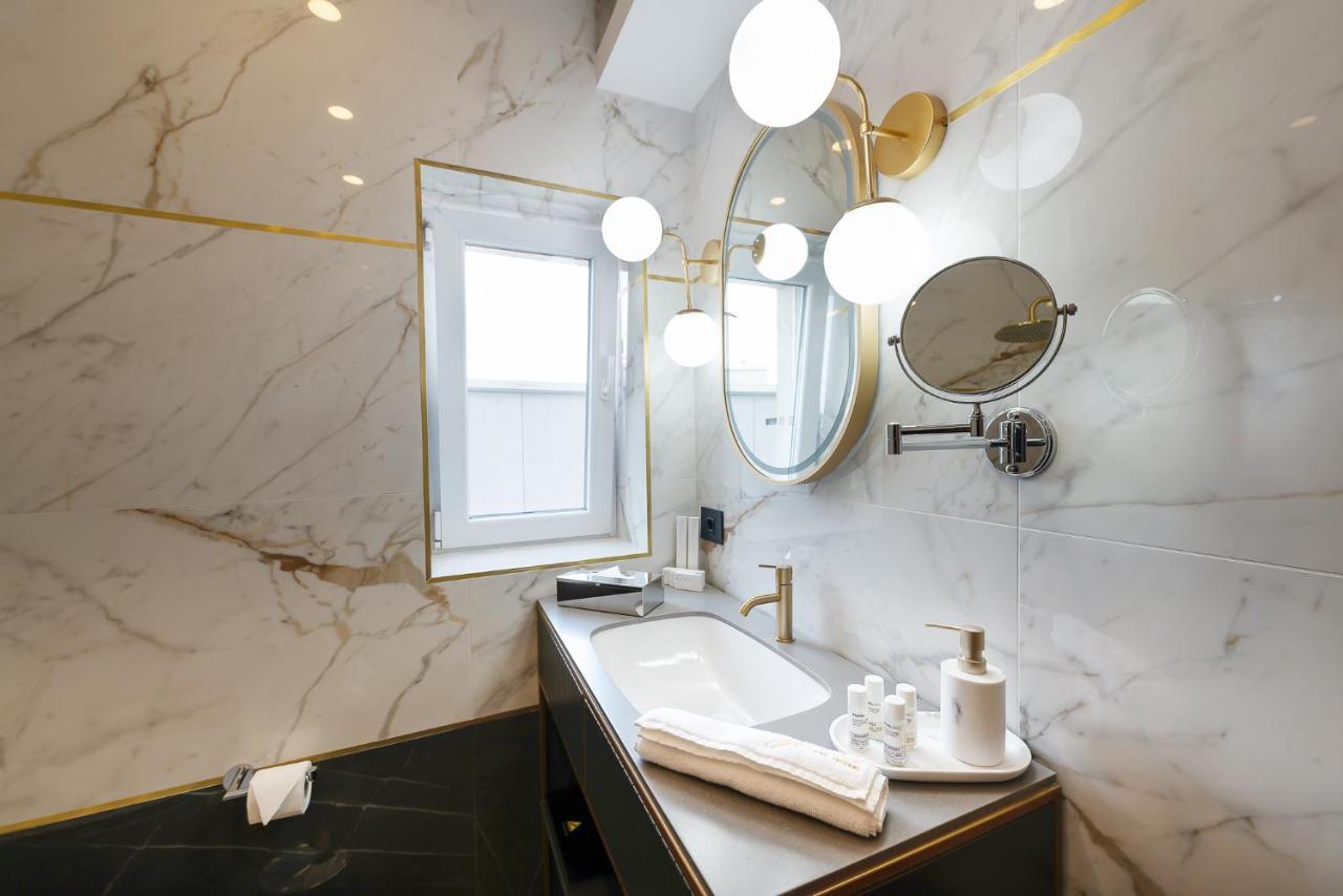 Apartment Yasu Luxury Bucharest
