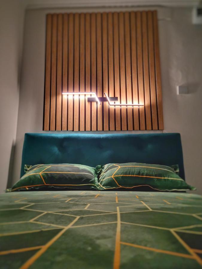 15. Little Studio Apartamento