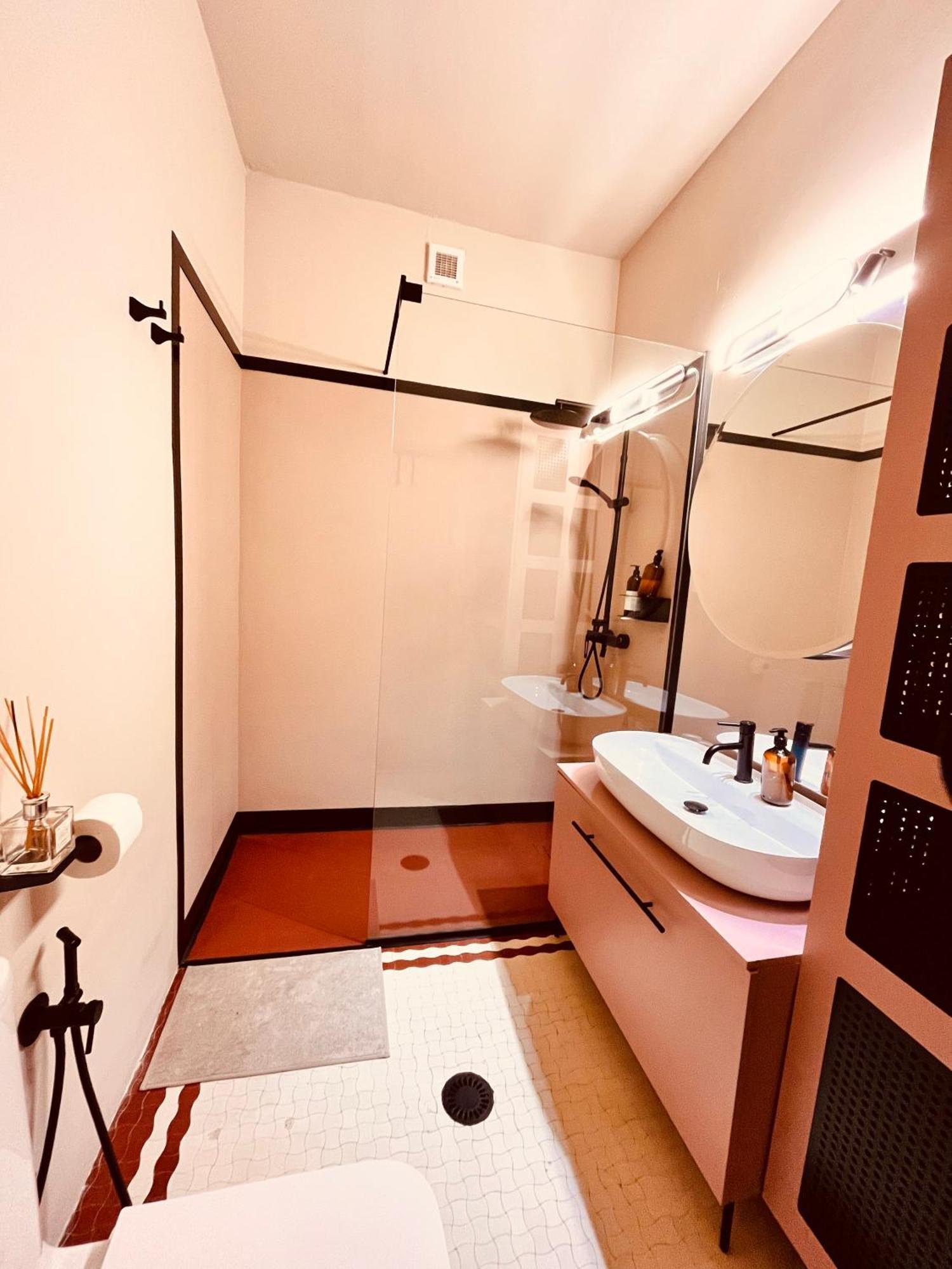 Center Unirii Square Private With View - Shared Amenities Hospedagem domiciliar *
