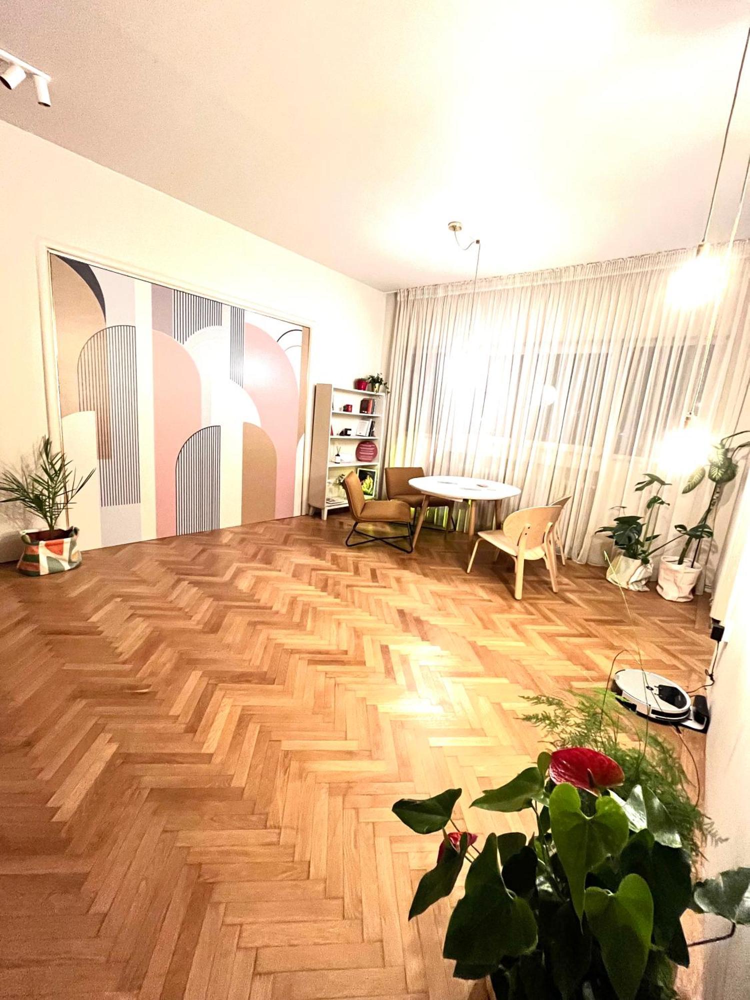 Center Unirii Square Private With View - Shared Amenities Hospedagem domiciliar Bucareste