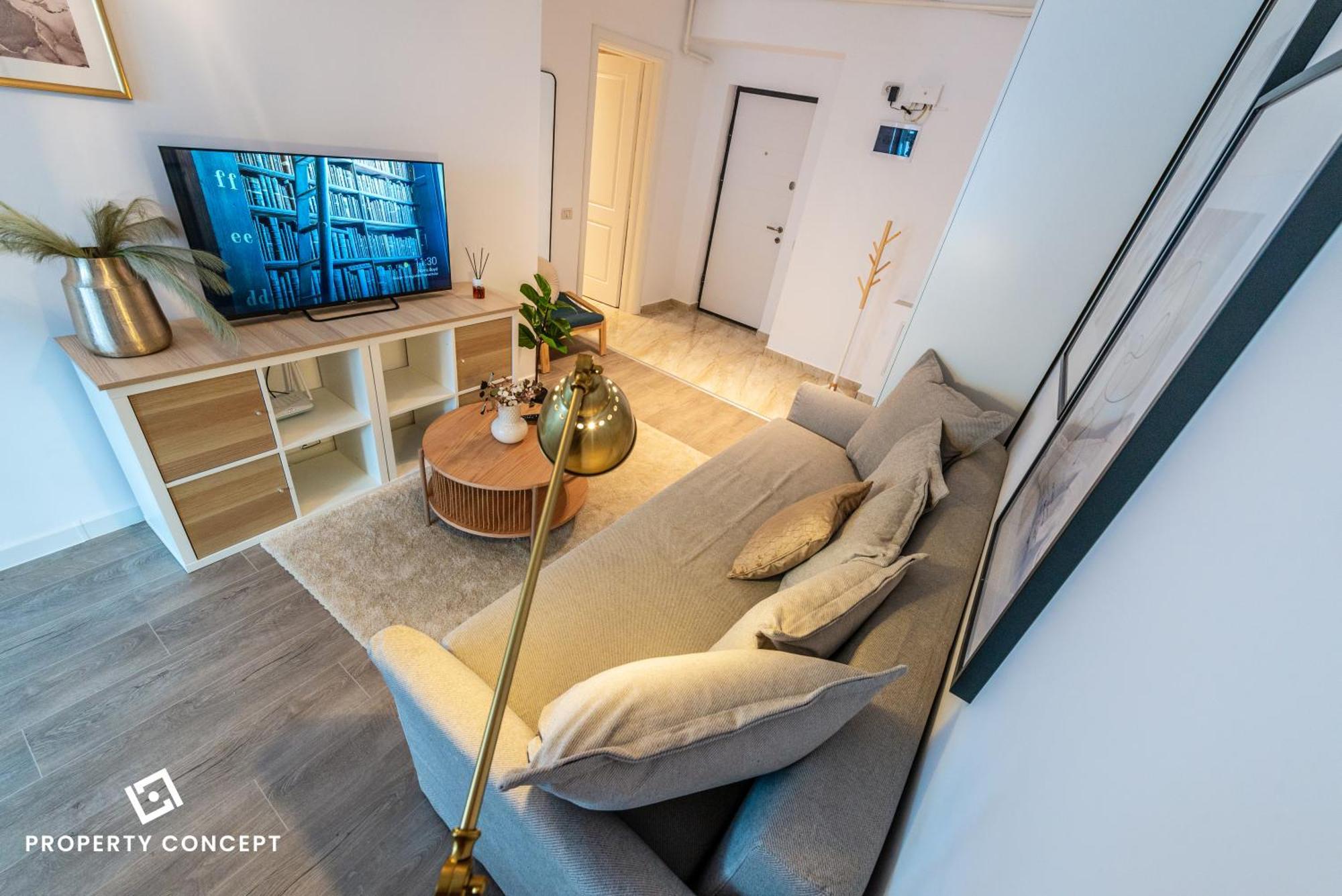811 Apartment *