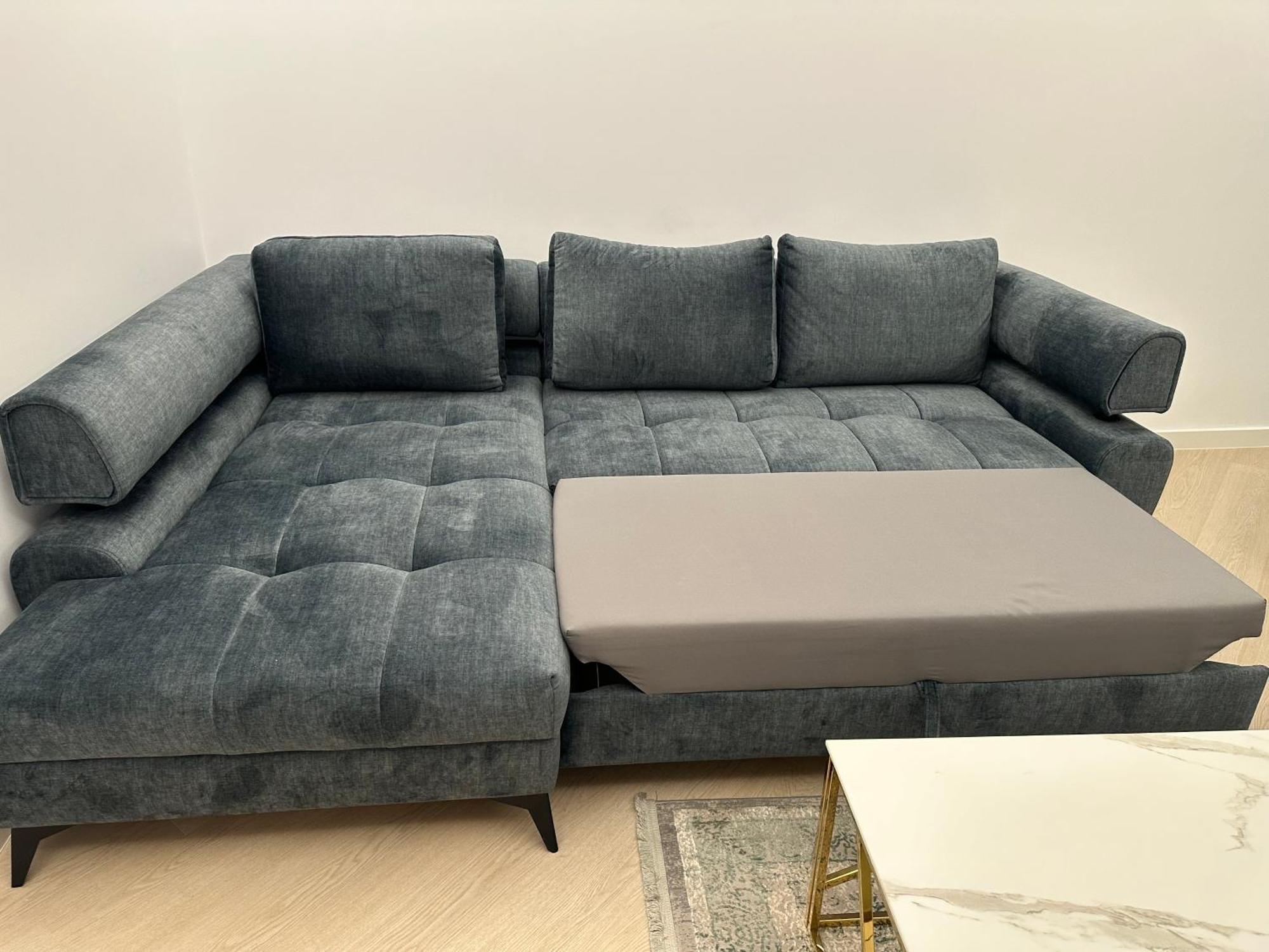 Cortina North Studio And Parking Apartment Bucharest