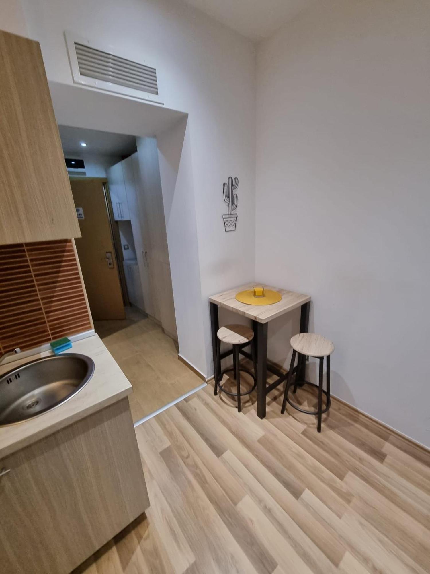 Excellence House Apartment *
