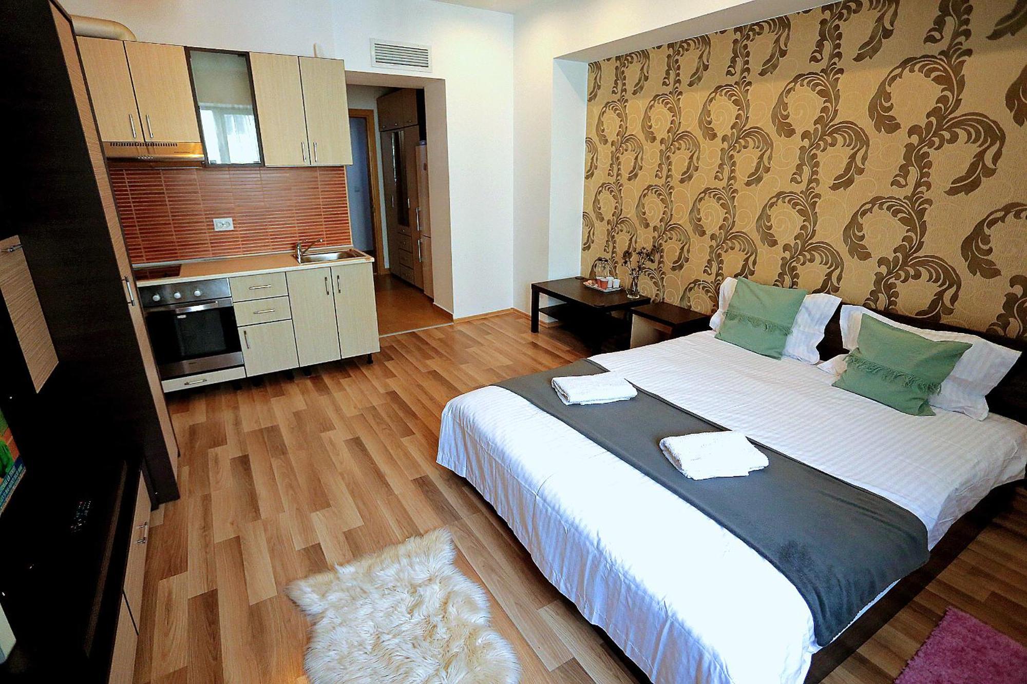 Excellence House Apartment *