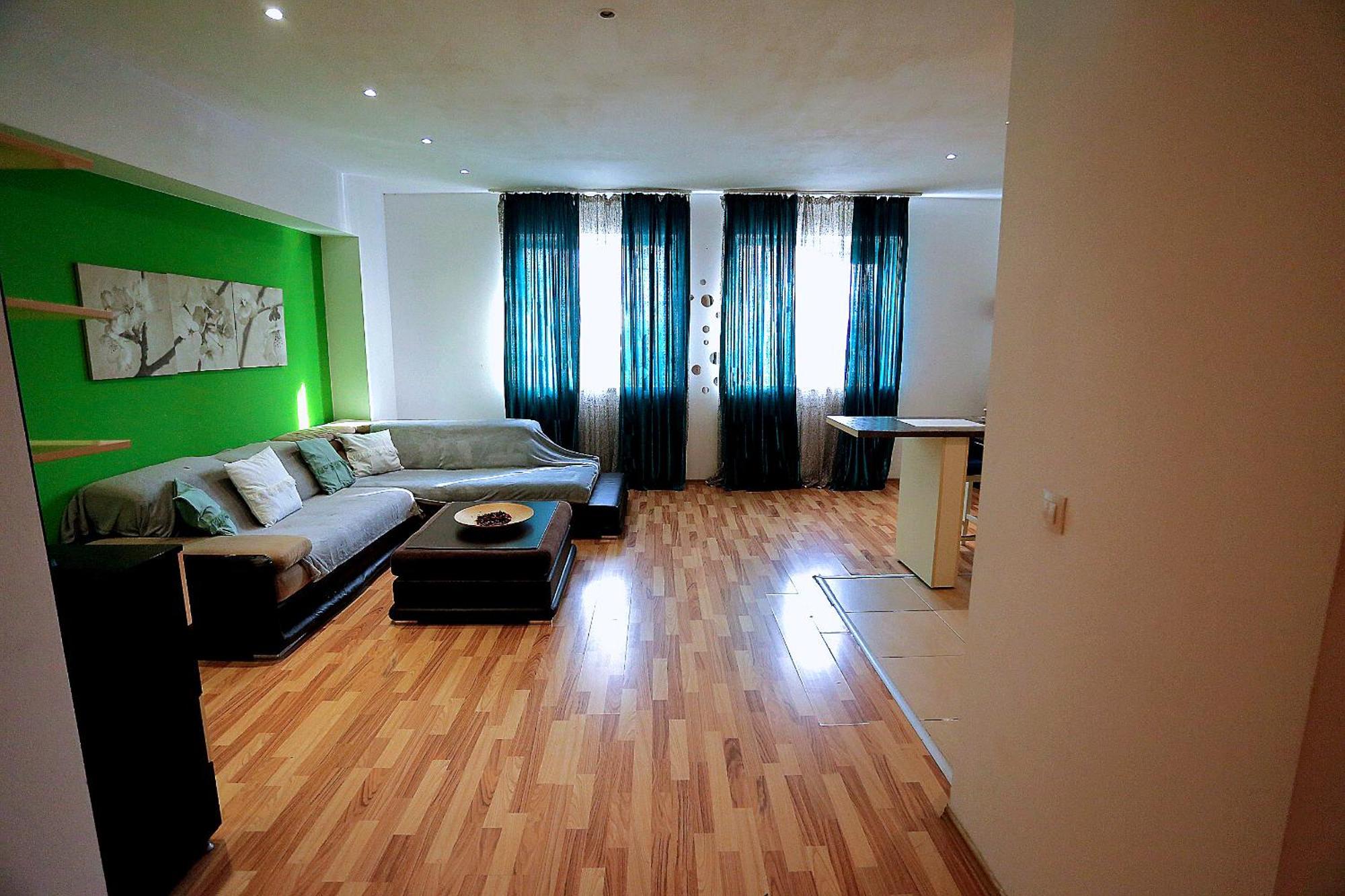 Excellence House Apartment *
