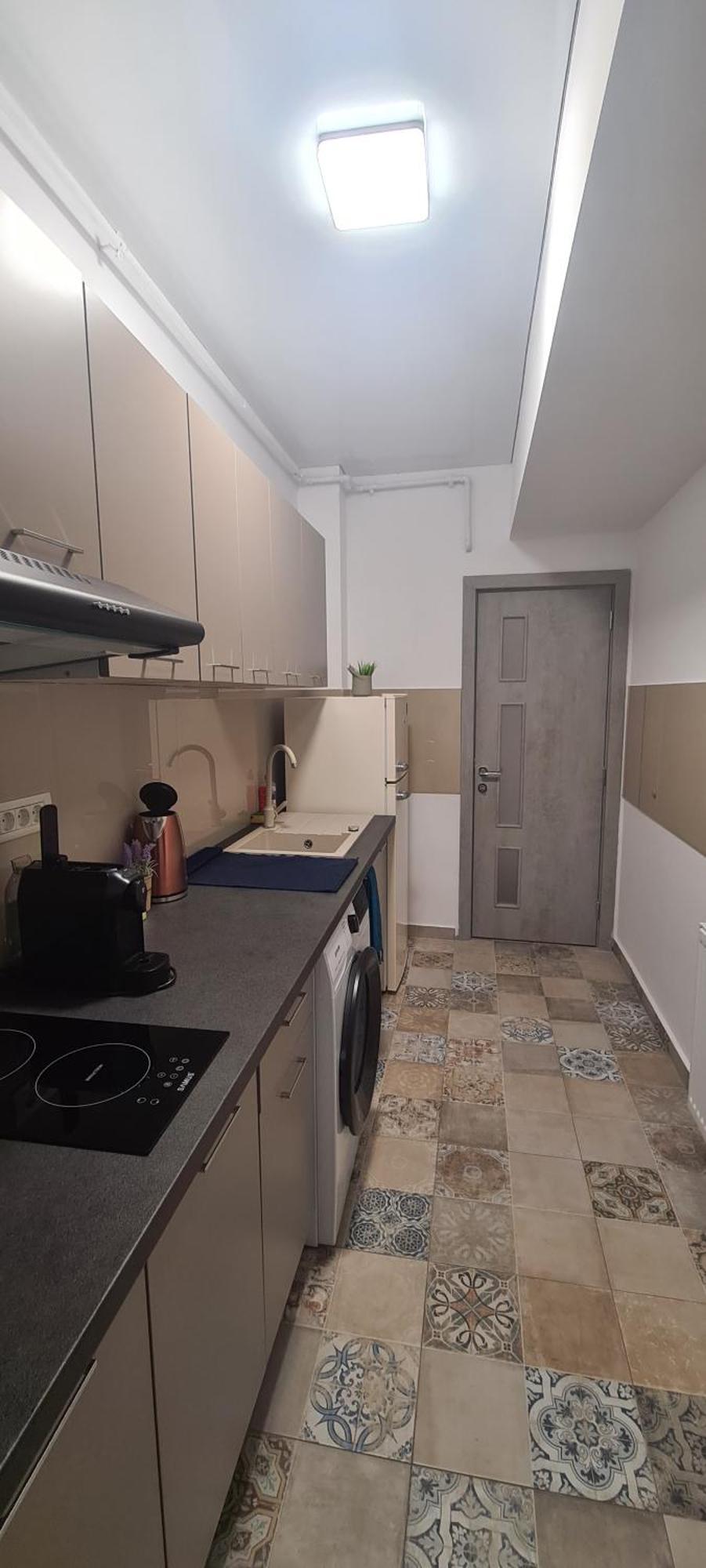 Apartament Pallady 85 *