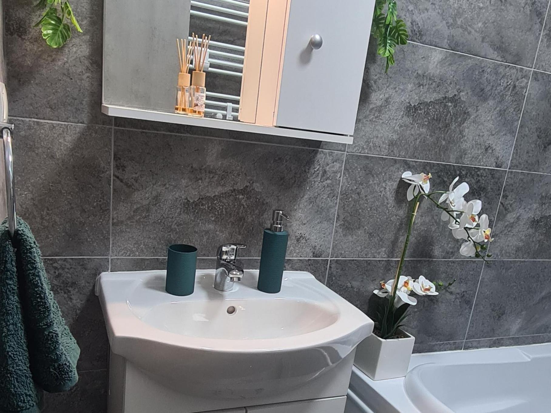Pallady 85 Apartament *