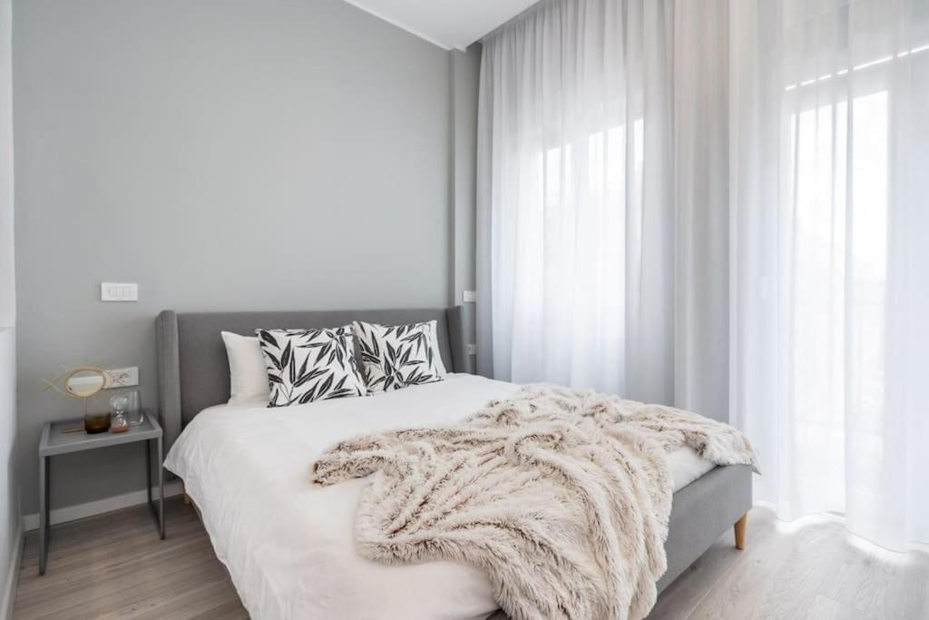 Old Center Calea Victoriei, Star Apartment
