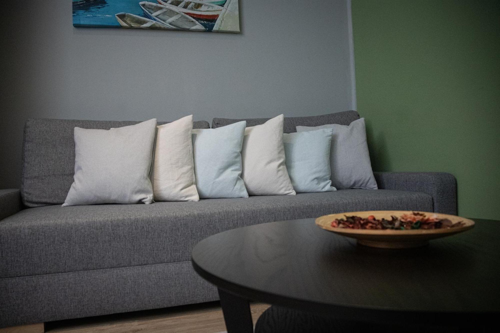 House4you - Balcescu * Bucureşti