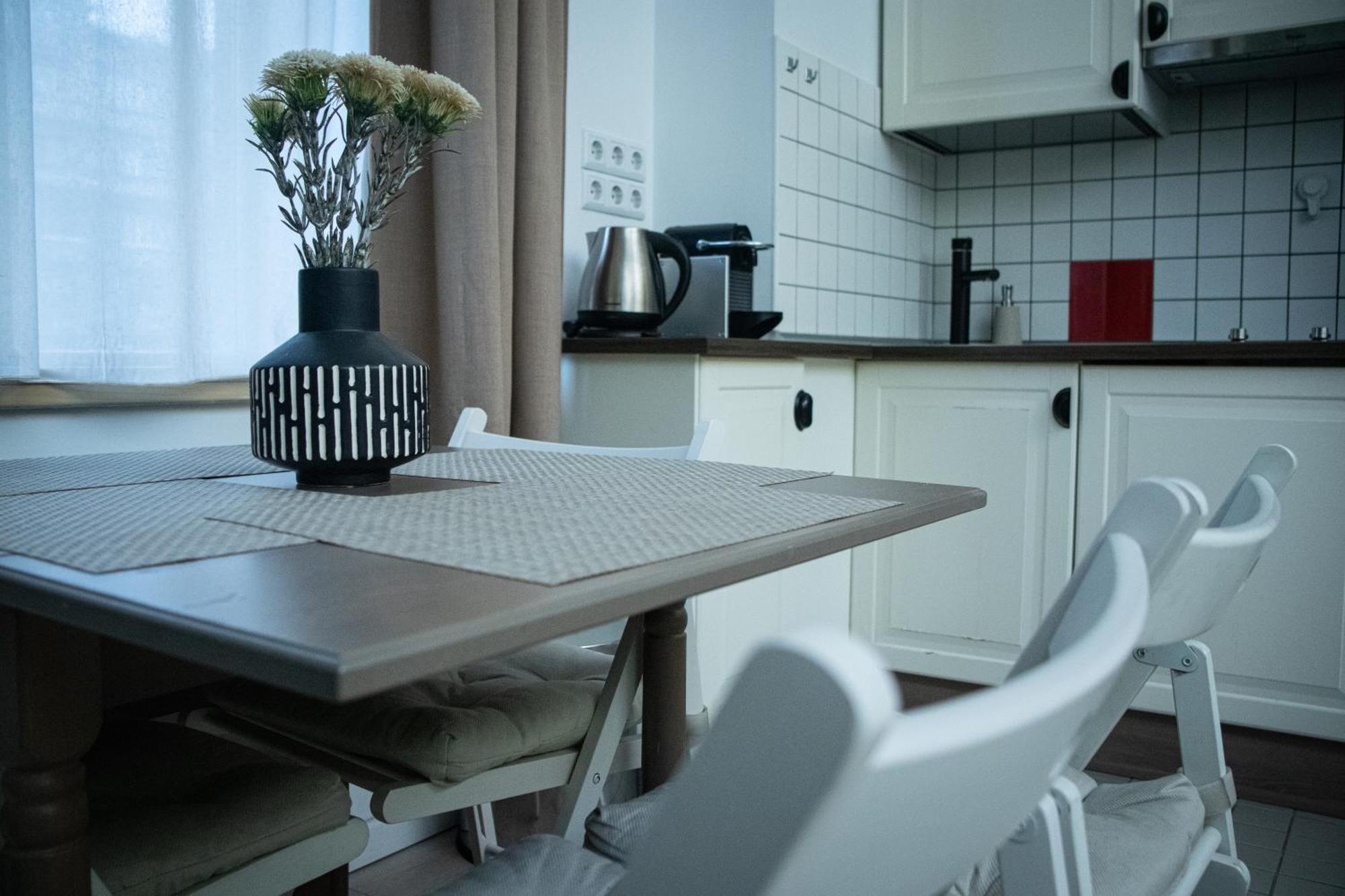 Apartament House4you - Balcescu Bucureşti