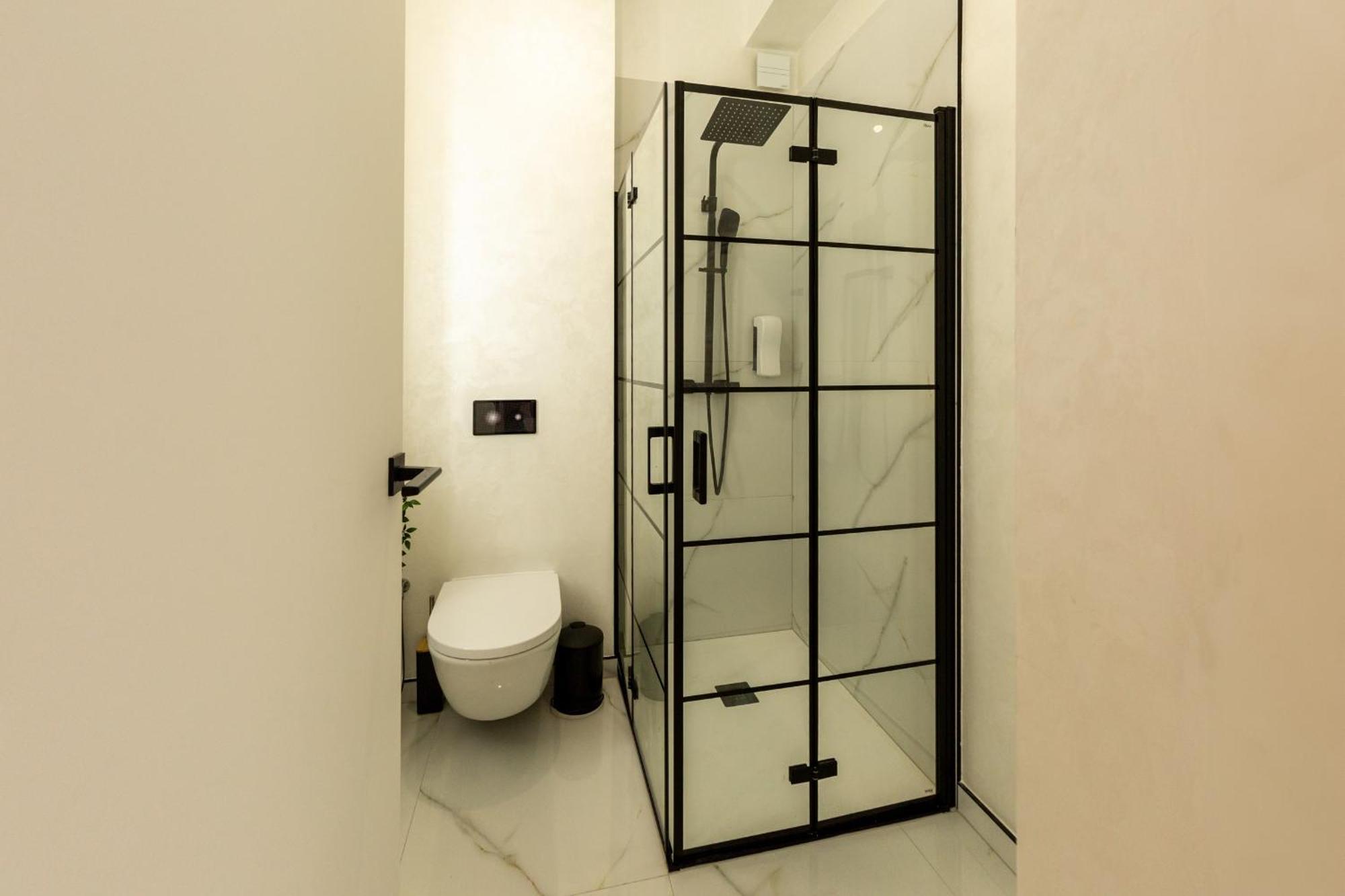 Elegant 1br - Old Town Sapphire - River View * Bucharest