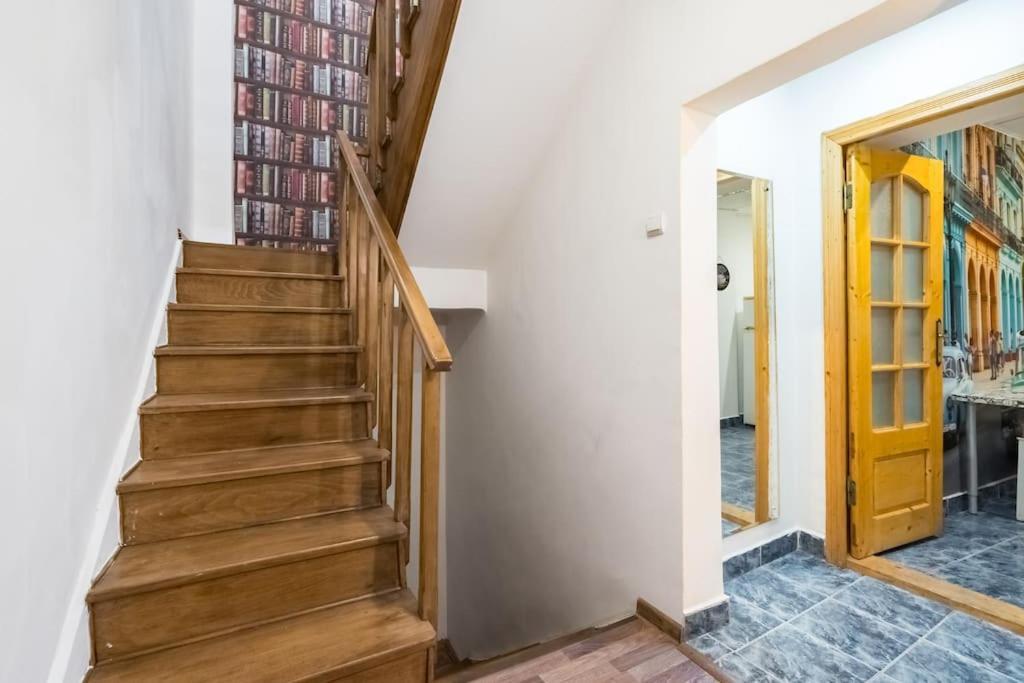 Apartment Maze Studio Old Town