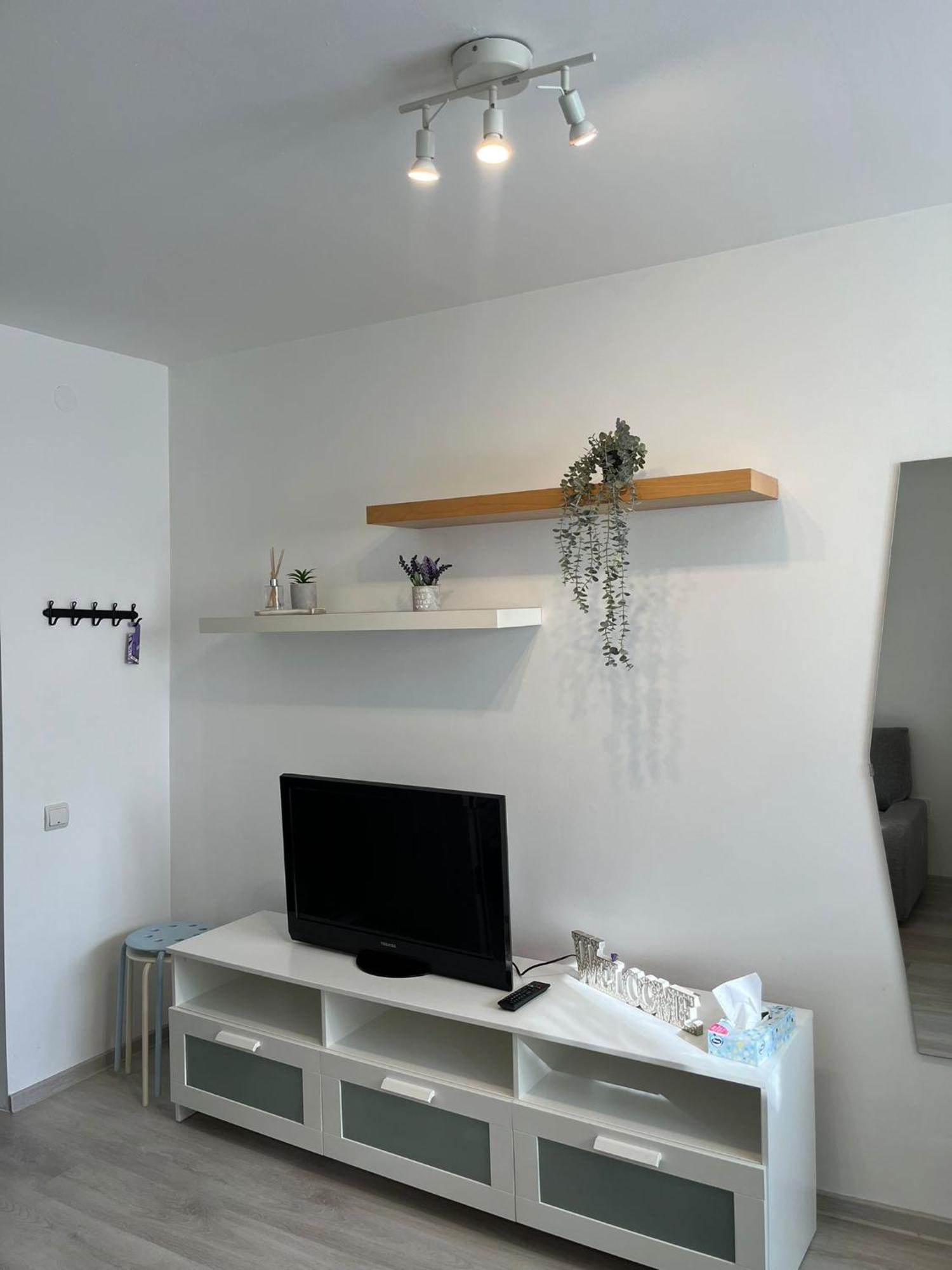 Small Studio Near The Metro Station